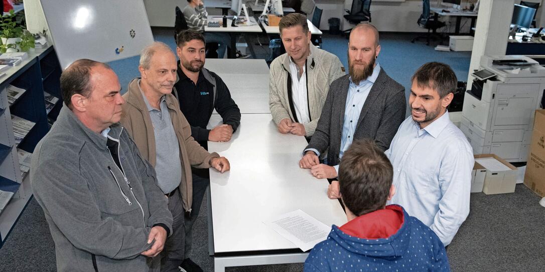 231017 Interview mit mehreren Internetprovidern über Glasfaser-Ärger, im Medienhaus 231017 Interview mit mehreren Internetprovidern über Glasfaser-Ärger, im Medienhaus