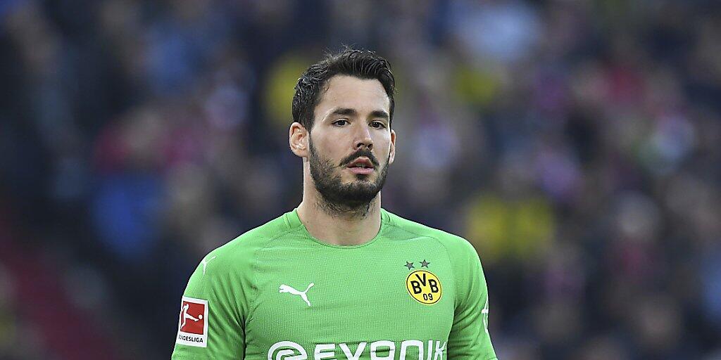 Dortmunds Keeper Roman Bürki musste das Training am Donnerstag vorzeitig abbrechen