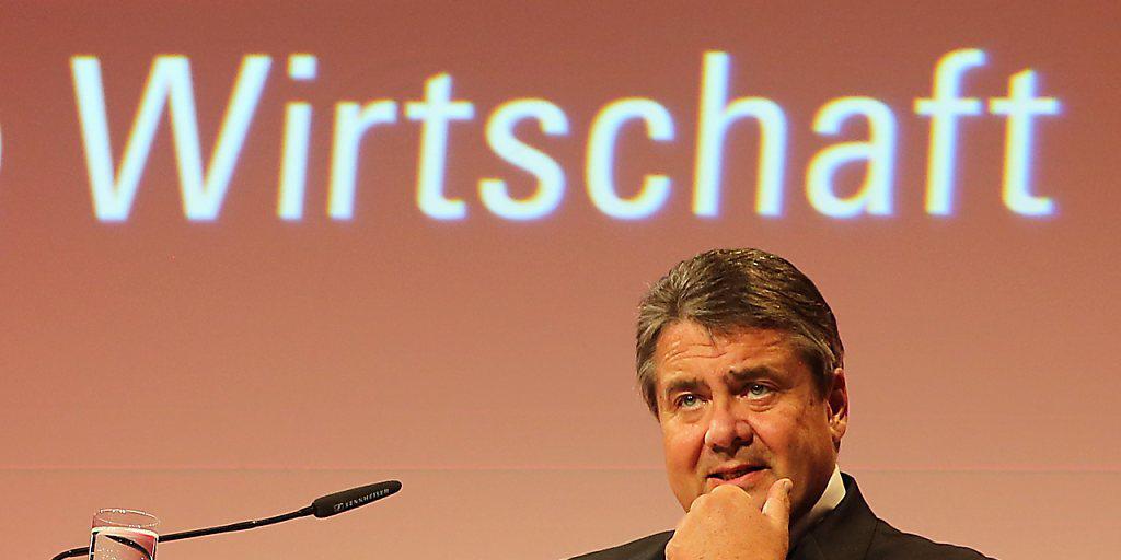 Sigmar Gabriel hat für die Talfahrt der Deutschen Bank kein Verständnis. (Archiv). Sigmar Gabriel hat für die Talfahrt der Deutschen Bank kein Verständnis. (Archiv).
