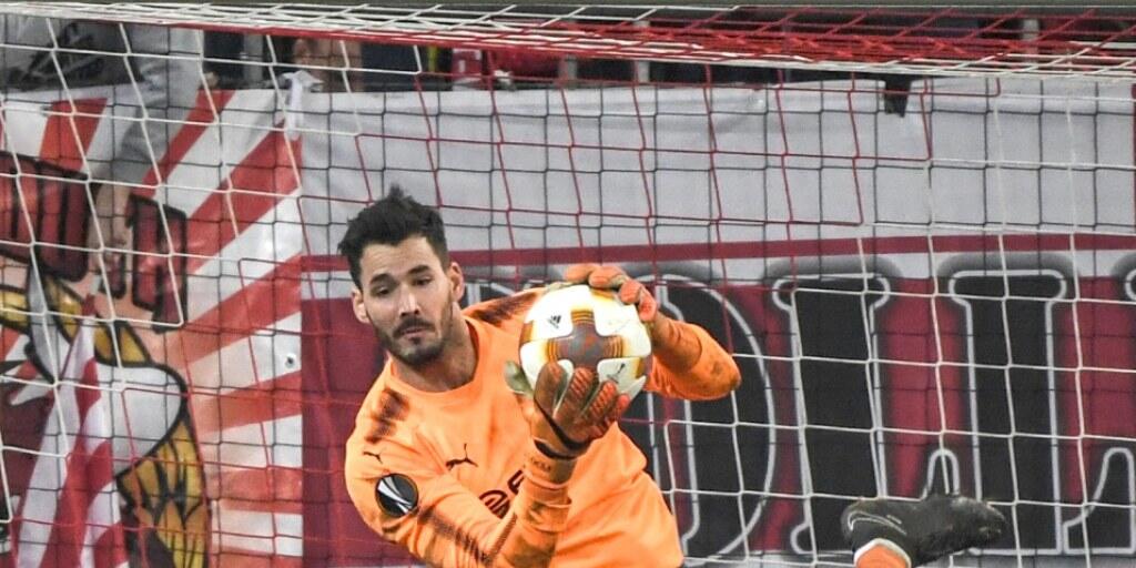 Roman Bürki kann das Ausscheiden gegen Salzburg trotz guter Leistung auch nicht verhindern