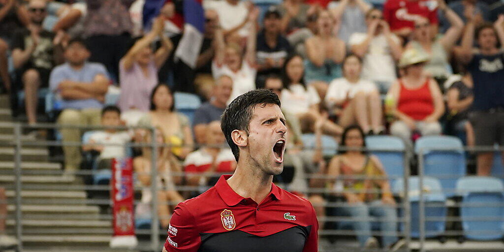 Grosse Freude nach einem harten Stück Arbeit: Novak Djokovic führt Serbien am ATP Cup in die Halbfinals