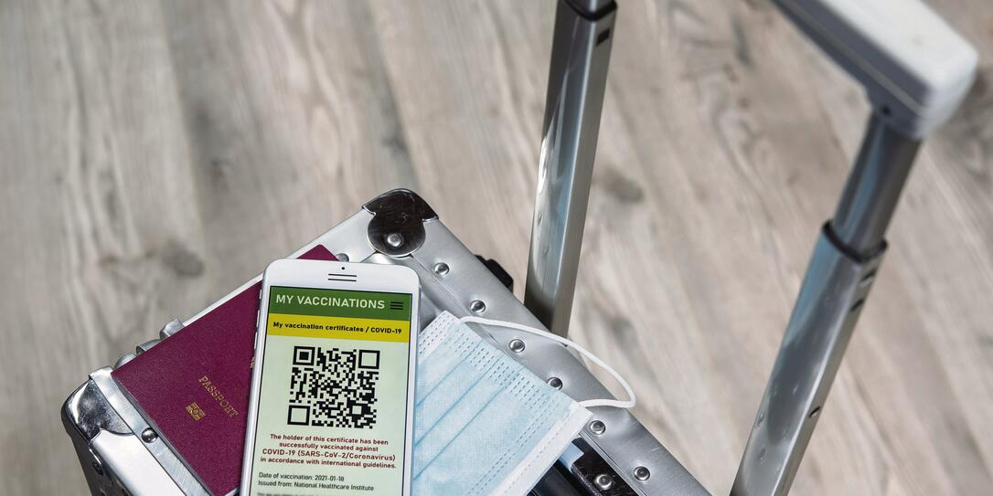 Travel in Covid-19 times: digital vaccination app/certificate Travel in Covid-19 times: digital vaccination app/certificate