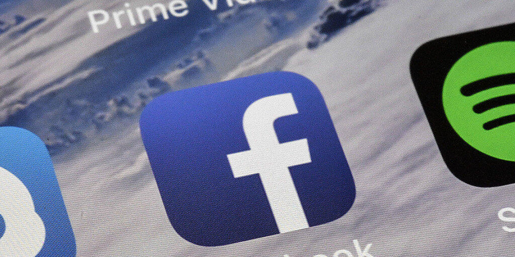Facebook muss sich gegen Vorwürfe verteidigen, Streamingdienste wie Netflix und Spotify hätten Zugang auf private Nachrichten von Nutzern gehabt. (Symbolbild) Facebook muss sich gegen Vorwürfe verteidigen, Streamingdienste wie Netflix und Spotify hätten Zugang auf private Nachrichten von Nutzern gehabt. (Symbolbild)