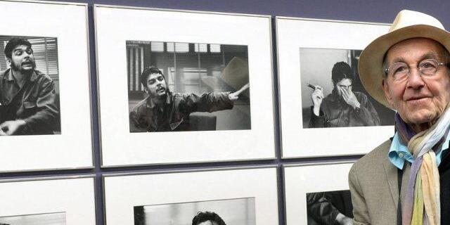 Fotograf Rene Burri, Schweizer Fotolegende und langjaehriges Mitglied der Agentur Magnum, in seiner Ausstellung "Doppelleben" im Museum fuer Gestalltung in Zuerich am Dienstag, 4. Juni 2013. Rene Burri hat die Fotogeschichte des 20. Jahrhunderts gepraegt. Viele seiner Bilder wie der Zigarre rauchende Che Guevara oder die Arbeiten zu Le Corbusier sind weltbekannt. Zu seinem 80. Geburtstag und anlaesslich einer kapitalen Schenkung in die Sammlungen des Hauses widmet das Museum Rene Burri eine Homm