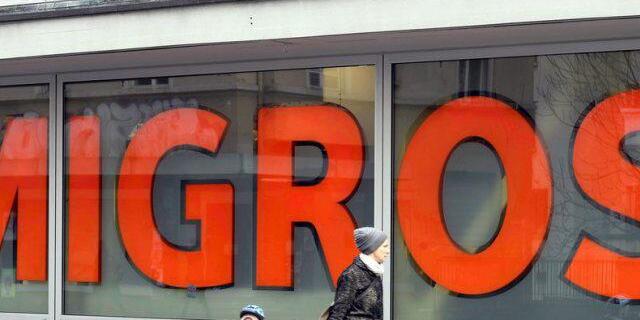 Migros-Logo an einer Filiale in Zürich (Archiv)