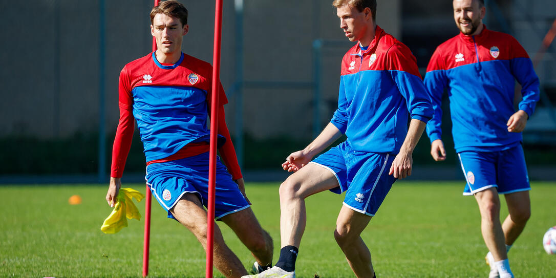 Gegen Andorra und Moldawien könnte Maximilian Göppel (r.) die Länderspiele 49 und 50 bestreiten. Gegen Andorra und Moldawien könnte Maximilian Göppel (r.) die Länderspiele 49 und 50 bestreiten.