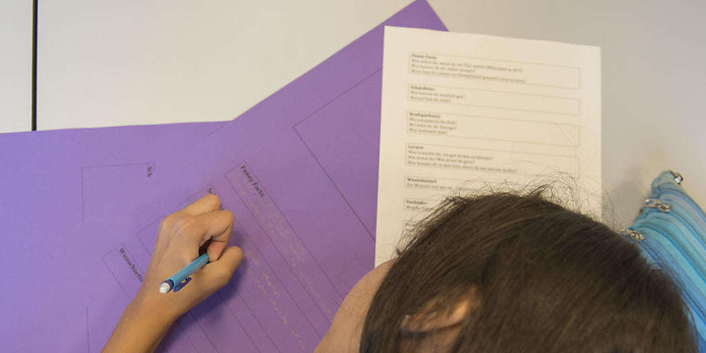 Welche Sprachen auf welcher Schulstufe unterrichtet werden, ist mancherorts heftig umstritten. Das Bundesgericht hat nun die Bündner Fremdspracheninitiative für gültig erklärt. Das Volk hat also das letzte Wort. (Symbolbild)