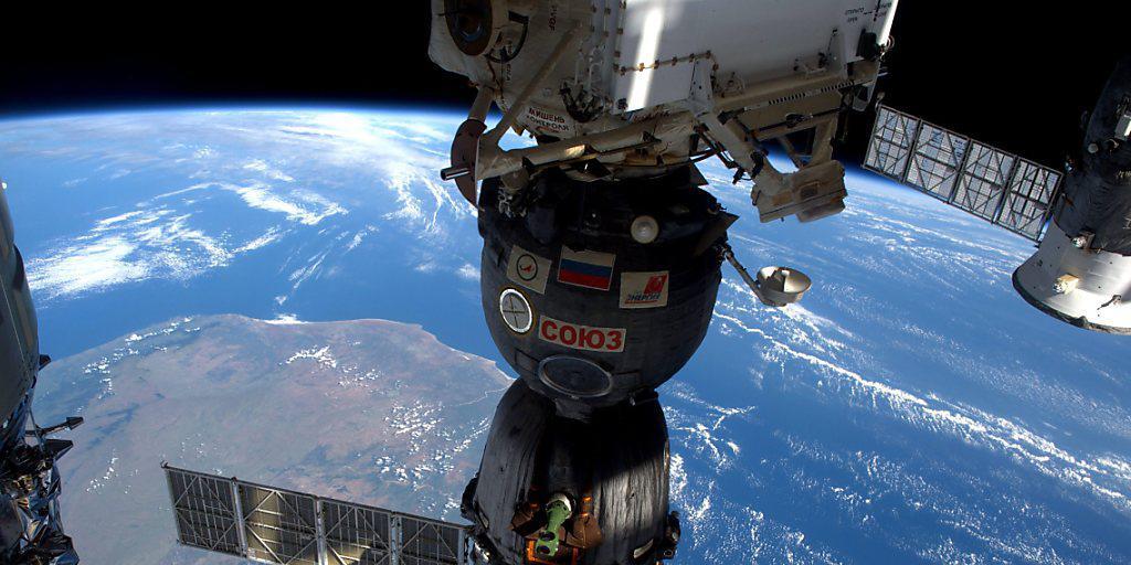 Die Internationale Raumstation ISS beim Flug über Madagaskar (Archiv)