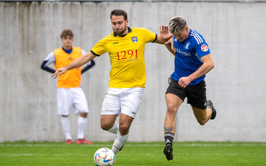 Beim Derby zwischen Triesenberg und Triesen am Wochenende ging es heftig zu und her.