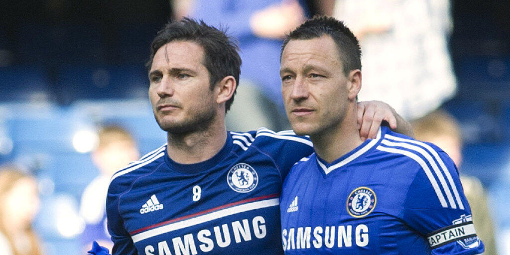Frank Lampard (links) trifft als Trainer von Derby County auf seinen alten Chelsea-Weggefährten John Terry, der als Assistent bei Aston Villa tätig ist Frank Lampard (links) trifft als Trainer von Derby County auf seinen alten Chelsea-Weggefährten John Terry, der als Assistent bei Aston Villa tätig ist