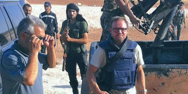 Kriegsberichterstatter Kurt Pelda (Bild: SRF) Kriegsberichterstatter Kurt Pelda (Bild: SRF)