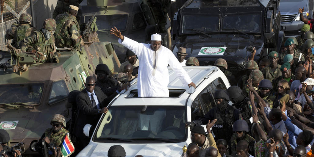 Der neue Präsident Gambias Adama Barrow ist in sein Heimatland zurückgekehrt. Der neue Präsident Gambias Adama Barrow ist in sein Heimatland zurückgekehrt.