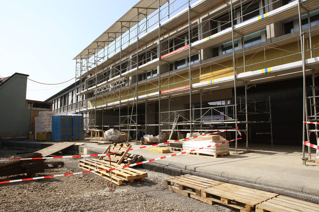 Tag der offenen Baustelle Kindergarten und Doppelturnhalle in Ma