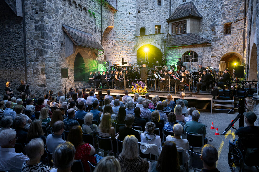 Kultursommer Burg Gutenberg: Hollywood Meets Broadway