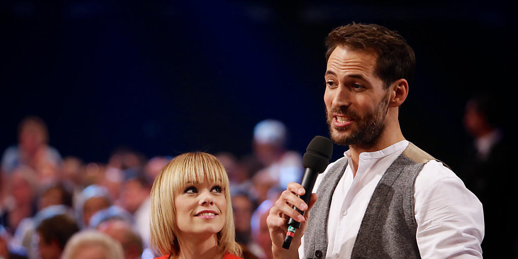 Francine Jordi und Alexander Mazza präsentieren die "Stadlshow" am Samstagabend in Offenburg. Francine Jordi und Alexander Mazza präsentieren die "Stadlshow" am Samstagabend in Offenburg.