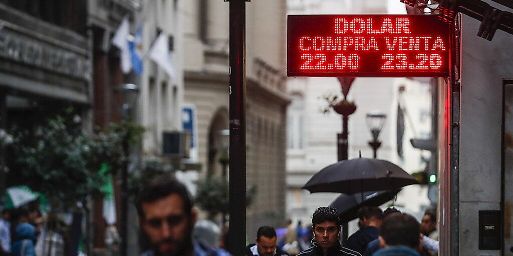 Hohe Inflation und schlechtes Umtauschverhältnis der eigenen Währung: Das ist die Realität in Argentinien. (Archivbild)