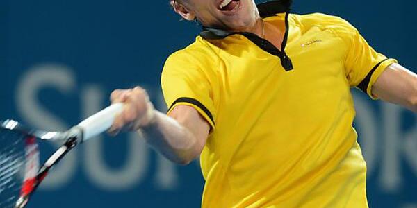John Millman fordert Roger Federer