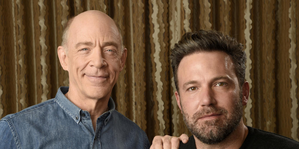 J. K. Simmons (l) und Ben Affleck promoten in Los Angeles den Film "The Accountant" (Archiv)