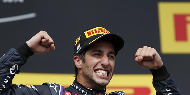 Daniel Ricciardo gewinnt einen turbulenten Grand Prix von Ungarn