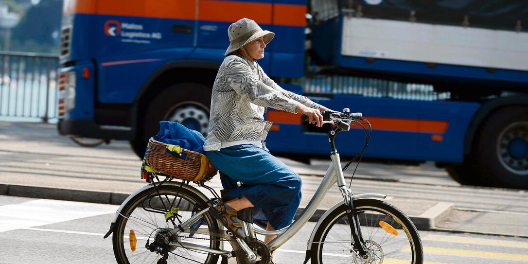 MOBILITAET, E-BIKE, ELEKTROVELO, ELEKTROBIKE, ELEKTROFAHRRAD, MOBILITAET, E-BIKE, ELEKTROVELO, ELEKTROBIKE, ELEKTROFAHRRAD,