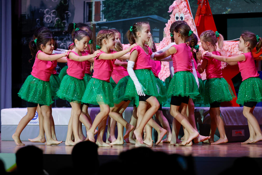 Turnunterhaltung STV Oberriet-Eichenwies, St. Gallen, Schweiz