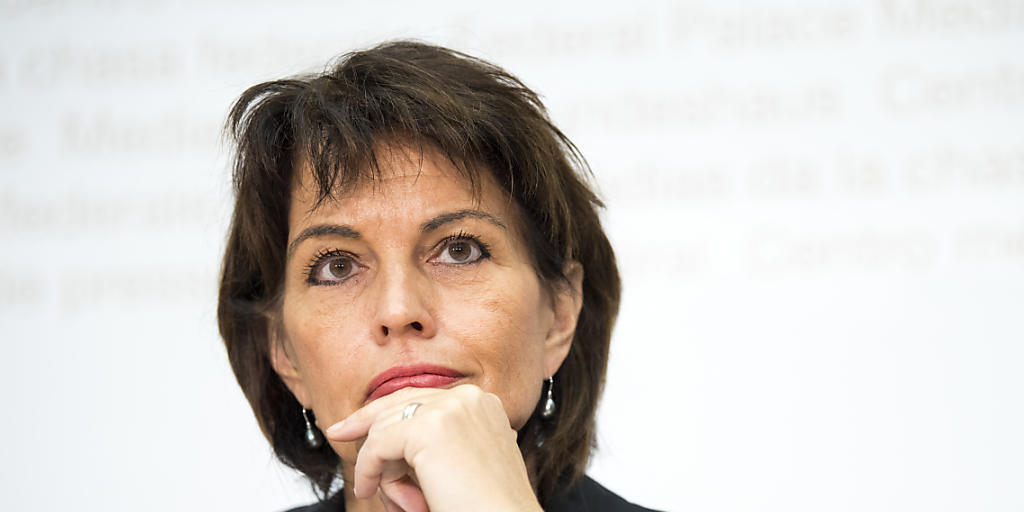 Bundespräsidentin Doris Leuthard hat sich erstmals konkreter zu ihrem Rücktrittszeitpunkt als Bundesrätin geäussert: Spätestens 2019 soll Schluss sein, sagte sie in einem Interview mit dem Westschweizer Fernsehsender RTS (Archivbild)