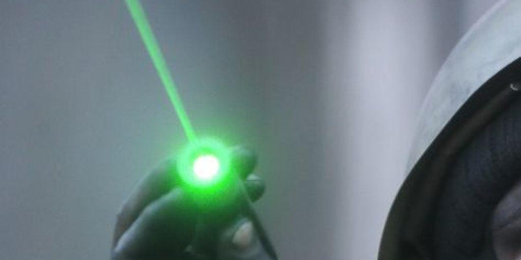 Treffen Laserstrahlen auf das Auge, k&ouml;nnen Netzhautverletzungen resultieren, die das Sehverm&ouml;gen beeintr&auml;chtigen oder gar zur Erblindung f&uuml;hren. Deshalb ist es f&uuml;r die St&auml;nderatskommission klar, dass starke Laserpointer verboten werden m&uuml;ssen. (Symbolbild)
