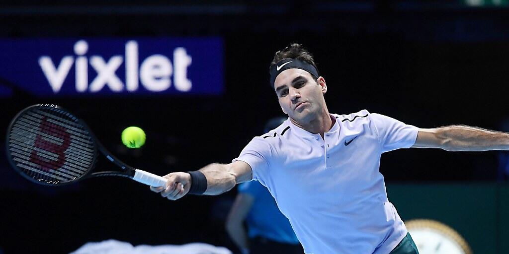 Roger Federer kämpft um jeden Ball