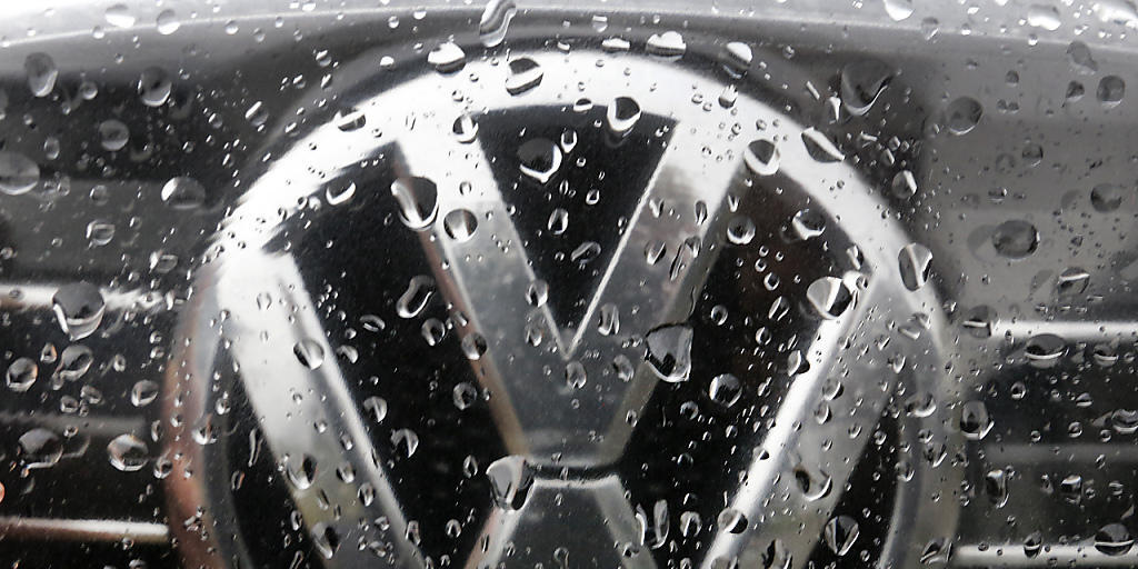 Der VW-Abgasskandal ist noch nicht ausgestanden. Südkorea verhängt eine hohe Strafe wegen irreführender Werbung über VW und will gegen fünf Manager des Konzerns Strafanzeige stellen.