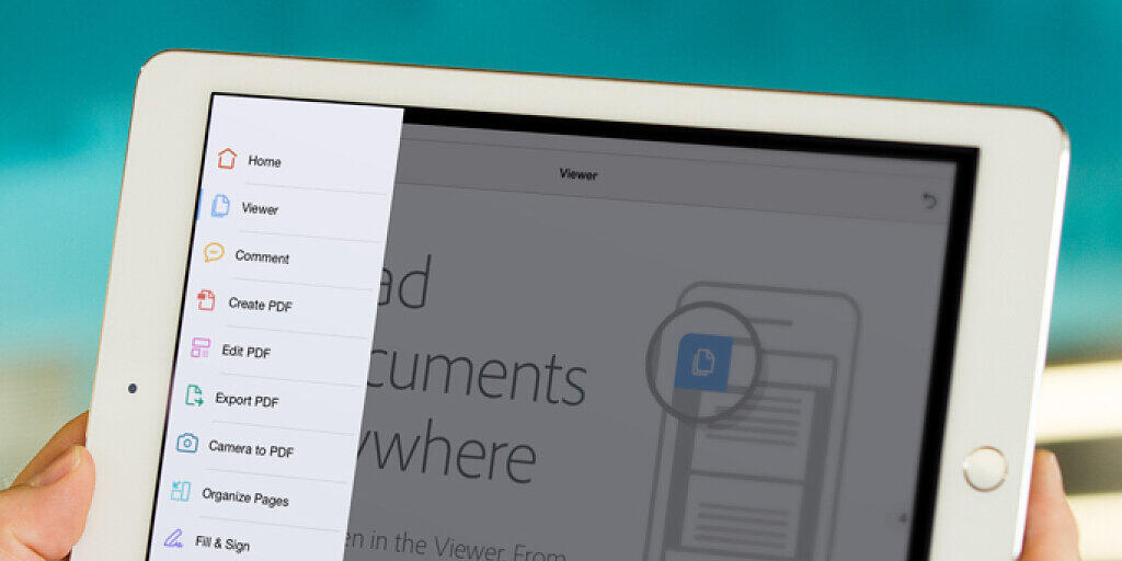 Auf Computern aller Art - im Bild ein iPad - lassen sich Dokumente bequem als PDF darstellen. Das PDF ist vor 25 Jahren erfunden worden. Es hat die Papierkopie abgel&ouml;st. (Archivbild)