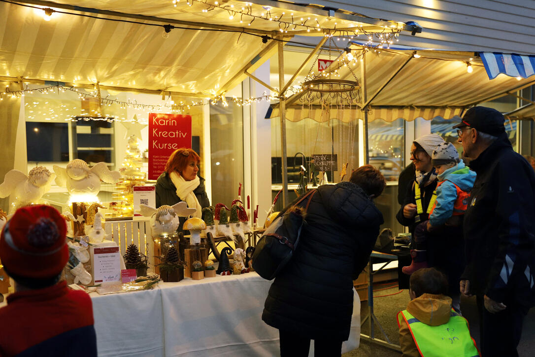 Büchler Weihnachtsmarkt in Rüthi
