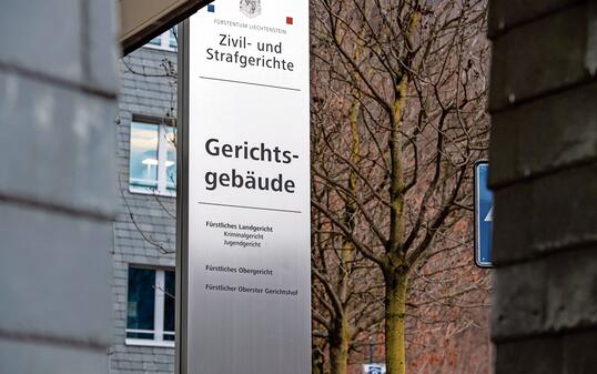 20230105 Symbolfoto - Zivil - und Strafgericht - Vaduz - Gericht - Spaniagasse 1 - Aussenansicht -